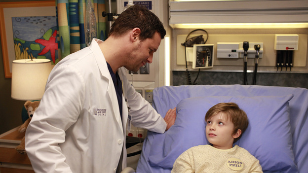 GREY'S ANATOMY - "This Is Why We Fight" - As word of Seattle Grace's financial trouble spreads, Catherine encourages Jackson to move to Boston, and the interns fear they might lose their jobs. Meanwhile, the doctors meet with a potential investor in a last-ditch effort to save the hospital, and Alex impresses Jo while caring for a patient, on "Grey's Anatomy," THURSDAY, FEBRUARY 21 (9:00-10:02 p.m., ET) on the ABC Television Network. (ABC/RON TOM)JUSTIN CHAMBERS, WILLIAM JENNINGS