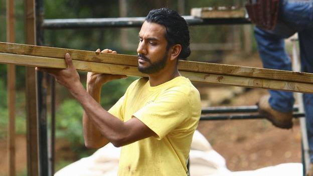 LOST - "He's Our You" - Things begin to unravel when one of the survivors goes rogue and takes matters into their own hands -- risking the lives of everyone on the island -- on "Lost," WEDNESDAY, MARCH 25 (9:00-10:02 p.m., ET) on the ABC Television Network.  (ABC/MARIO PEREZ)NAVEEN ANDREWS
