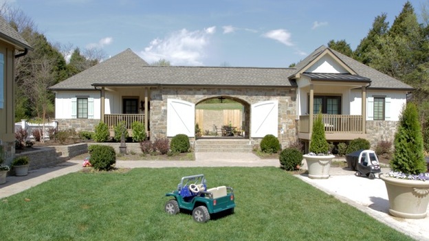 &nbsp;&nbsp;EXTREME MAKEOVER HOME EDITION - "Watson Family," on "Extreme Makeover Home Edition," Monday, November 26th (9:00-11:00 p.m. ET/PT) on the ABC Television Network.