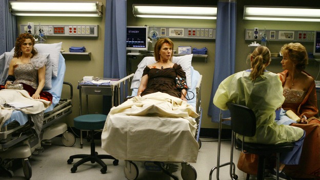 GREY'S ANATOMY - "Dream a Little Dream of Me" - On the two-hour season premiere of "Grey's Anatomy," Meredith and Derek learn that "happily ever after" isn't easy, a military doctor who brings in a trauma patient catches Cristina's eye, and the Chief and his staff reel at the news that Seattle Grace is no longer nationally ranked as a top-tier teaching hospital, on "Grey's Anatomy," THURSDAY, SEPTEMBER 25 (9:00-11:00 p.m., ET) on the ABC Television Network. (ABC/SCOTT GARFIELD)BERNADETTE PETERS, ELLEN POMPEO, MARIETTE HARTLEY, KATHY BAKER