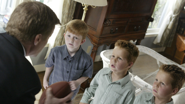 DESPERATE HOUSEWIVES - "PILOT" (ABC/PETER "HOPPER" STONE) DOUG SAVANT