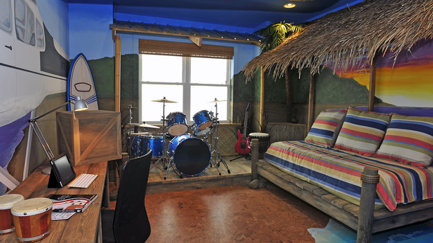 EXTREME MAKEOVER HOME EDITION - "Hurston Family," - Boy's Bedroom Picture,        on "Extreme Makeover Home Edition," Sunday, Febuary 13th     (8:00-9:00  p.m.    ET/PT) on the ABC Television Network