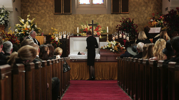 DESPERATE HOUSEWIVES "Next" - Bree cannot believe the tie Rex's mother chose for him - (ABC/VIVIAN ZINK) MARCIA CROSS