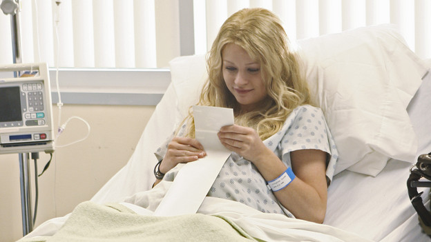 LOST - "What Kate Does" - Kate finds herself on the run, while Jack is tasked with something that could endanger a friend's life, on "Lost," TUESDAY, FEBRUARY 9 (9:00-10:00 p.m., ET) on the ABC Television Network. (ABC/MARIO PEREZ)EMILIE DE RAVIN