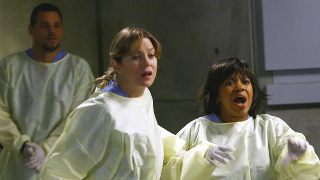 GREY'S ANATOMY - "Dream a Little Dream of Me" - On the two-hour season premiere of "Grey's Anatomy," Meredith and Derek learn that "happily ever after" isn't easy, a military doctor who brings in a trauma patient catches Cristina's eye, and the Chief and his staff reel at the news that Seattle Grace is no longer nationally ranked as a top-tier teaching hospital, on "Grey's Anatomy," THURSDAY, SEPTEMBER 25 (9:00-11:00 p.m., ET) on the ABC Television Network. (ABC/SCOTT GARFIELD)JUSTIN CHAMBERS, ELLEN POMPEO, CHANDRA WILSON