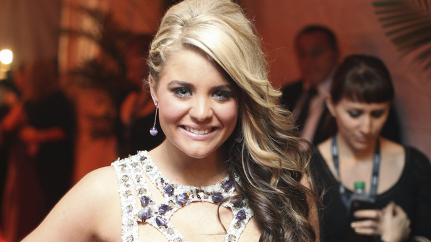 THE 45th ANNUAL CMA AWARDS - RED CARPET ARRIVALS - "The 45th Annual CMA Awards" will broadcast live on ABC from the Bridgestone Arena in Nashville on WEDNESDAY, NOVEMBER 9 (8:00-11:00 p.m., ET). (ABC/SARA KAUSS)LAUREN ALAINA