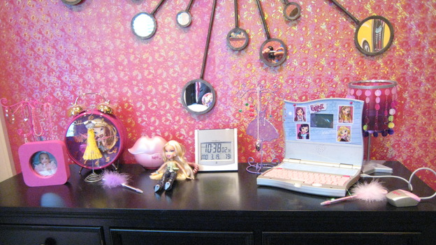 EXTREME MAKEOVER HOME EDITION - "Jacobo Family" - Girls' Bedroom Detail, on "Extreme Makeover Home Edition," Sunday, May 13th on the ABC Television Network.
