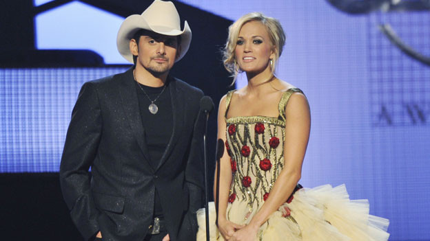 THE 44TH ANNUAL CMA AWARDS - THEATRE - "The 44th Annual CMA Awards" were broadcast live from the Bridgestone Arena in Nashville, WEDNESDAY, NOVEMBER 10 (8:00-11:00 p.m., ET) on the ABC Television Network. (ABC/KATHERINE BOMBOY)BRAD PAISLEY, CARRIE UNDERWOOD