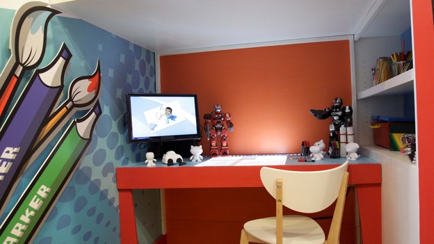 &nbsp;EXTREME MAKEOVER HOME EDITION - Boy's Bedroom Photo, "Friday Family," on "Extreme Makeover Home Edition," Monday, December 17th (8:00-10:00 p.m. ET/PT) on the ABC Television Network.