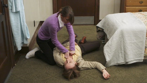 GREY'S ANATOMY - "Wishin' and Hopin'" - The race for the Chief's position is on, as the doctors compete for Richard's affections, a surgical patient endangers the lives of those around her, and Meredith's Alzheimer's-stricken mother, Ellis, experiences a change in her medical condition, on "Grey's Anatomy," THURSDAY, FEBRUARY 1 (9:00-10:01 p.m., ET) on the ABC Television Network. (ABC/MICHAEL DESMOND)ELLEN POMPEO, KATE BURTON