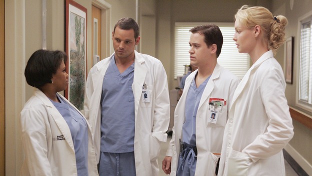 GREY'S ANATOMY - "Don't Stand So Close to Me" - Recent events strain Burke and Cristina's relationship, Meredith's half-sister, Molly, is admitted to the hospital, and Mark and Sloan must work together when two close-knit brothers seek medical help, on "Grey's Anatomy," THURSDAY, NOVEMBER 30 (9:00-10:01 p.m., ET) on the ABC Television Network. (ABC/VIVIAN ZINK)CHANDRA WILSON, JUSTIN CHAMBERS, T.R. KNIGHT, KATHERINE HEIGL