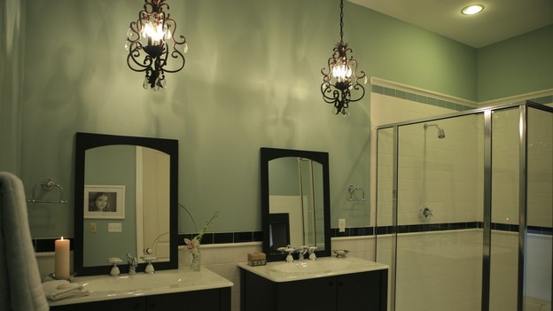 EXTREME MAKEOVER HOME EDITION - "Heathcock Family," - Bathroom, on "Extreme Makeover Home Edition," Sunday, March 21st on the ABC Television Network.