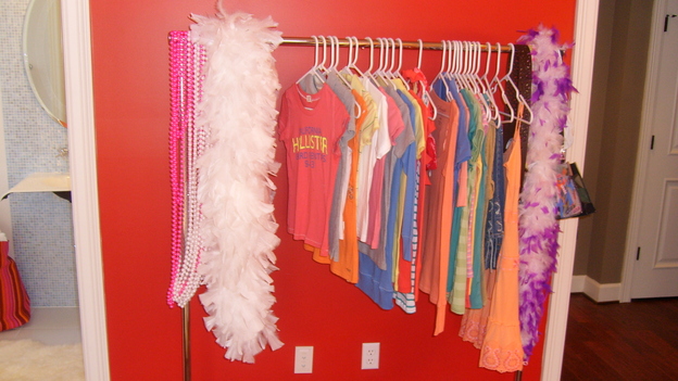 EXTREME MAKEOVER HOME EDITION - "Tate Family," -  Girl's Bedroom Detail, on "Extreme Makeover Home Edition," Sunday, March 4th on the ABC Television Network.