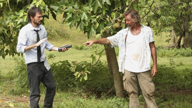 LOST - "The Economist" - Locke's hostage may be the key to getting off the island, so Sayid and Kate go in search of their fellow castaway in an attempt to negotiate a peaceful deal, on "Lost," THURSDAY, FEBRUARY 14 (9:00-10:02 p.m., ET) on the ABC Television Network. (ABC/MARIO PEREZ)JEREMY DAVIES, JEFF FAHEY