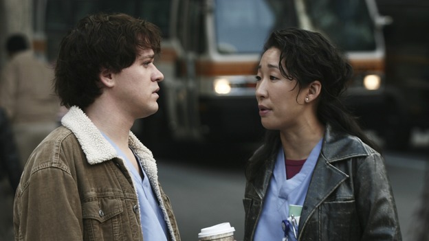 GREY'S ANATOMY - "Let It Be" (ABC/SCOTT GARFIELD)T.R. KNIGHT, SANDRA OH