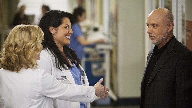 GREY'S ANATOMY - "Sweet Surrender" - Arizona Robbins introduces herself to Mr. Torres as Callie's new love interest, on "Grey's Anatomy," THURSDAY, APRIL 23 (9:00-10:02 p.m., ET) on the ABC Television Network. (ABC/RANDY HOLMES) JESSICA CAPSHAW, SARA RAMIREZ, HECTOR ELIZONDO
