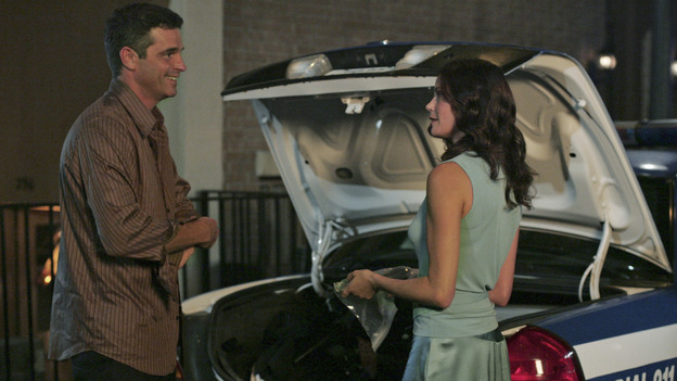 DESPERATE HOUSEWIVES - "COME IN, STRANGER" (ABC/VIVIAN ZINK) STEVEN ECKHOLDT, TERI HATCHER