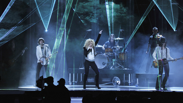 THE 46TH ANNUAL CMA AWARDS - THEATRE - "The 46th Annual CMA Awards" airs live THURSDAY, NOVEMBER 1 (8:00-11:00 p.m., ET) on ABC live from the Bridgestone Arena in Nashville, Tennessee. (ABC/KATHERINE BOMBOY-THORNTON)THE BAND PERRY