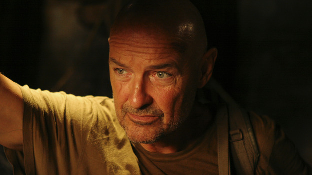 102890_665 -- LOST - "Exodus" (ABC/MARIO PEREZ)TERRY O'QUINN