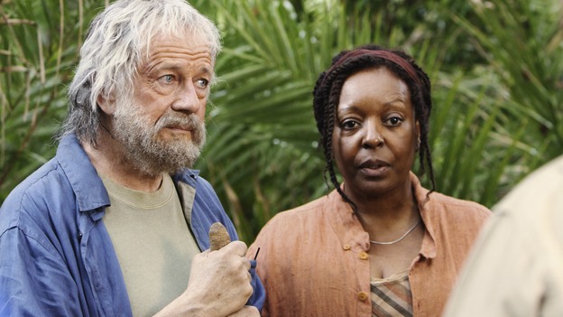 LOST - "The Incident," Parts 1 & 2 - Jack's decision to put a plan in action in order to set things right on the island is met with some strong resistance by those close to him, and Locke assigns Ben a difficult task, on the season finale of "Lost," WEDNESDAY, MAY 13 (9:00-11:00 p.m., ET) on the ABC Television Network. (ABC/MARIO PEREZ)SAM ANDERSON, L. SCOTT CALDWELL