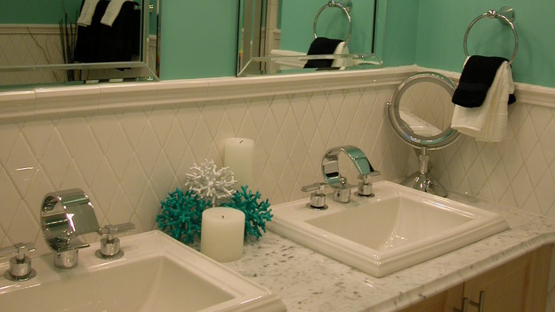 EXTREME MAKEOVER HOME EDITION - "Jones Family," - Bathroom, on "Extreme Makeover Home Edition," Sunday, April 8th on the ABC Television Network.