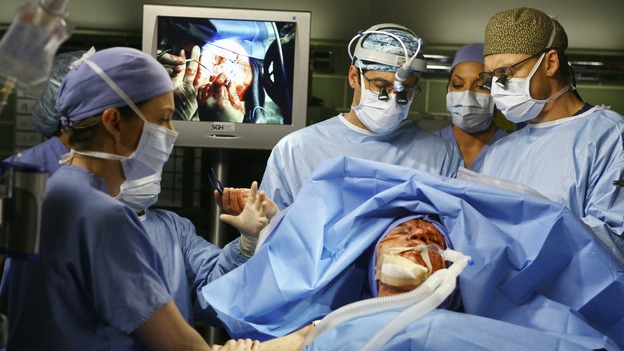 GREY'S ANATOMY - "Now or Never" - Dr. Derek Shepherd works on critical patient "John Doe" as Drs. Grey, Torres and Hunt assist, on "Grey's Anatomy," THURSDAY, MAY 14 (9:00-11:00 p.m., ET) on the ABC Television Network. ELLEN POMPEO, PATRICK DEMPSEY, T.R. KNIGHT, SARA RAMIREZ, KEVIN MCKIDD