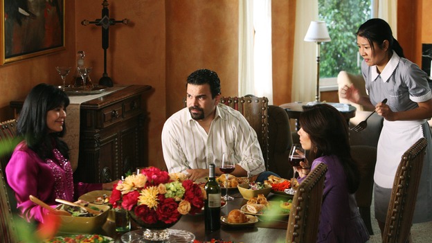 DESPERATE HOUSEWIVES - "Thank You So Much" - Edie thinks that Karl is going to pop the question, but he's really trying to marry Susan, Carlos learns more about the fractured relationship between Gabrielle and her mother, Lucia (guest star Maria Conchita Alonso), and Lynette learns the extent of Bree's problem with alcohol, on "Desperate Housewives," SUNDAY, FEBRUARY 19 (9:00-10:00 p.m., ET) on the ABC Television Network. (ABC/DANNY FELD)MARIA CONCHITA ALONSO, RICARDO ANTONIO CHAVIRA, EVA LONGORIA, GWENDOLINE YEO