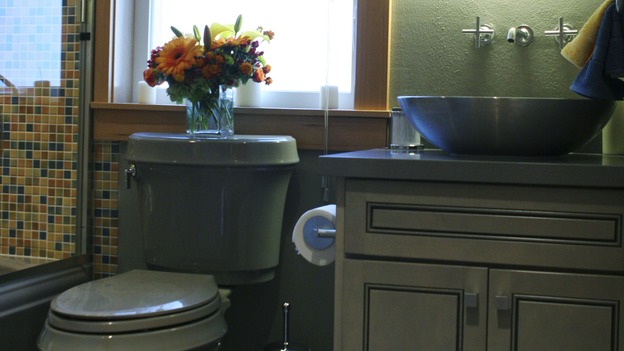 EXTREME MAKEOVER HOME EDITION - "Kirkwood Family," - Bathroom, on "Extreme Makeover Home Edition," Sunday, January 15th on the ABC Television Network.