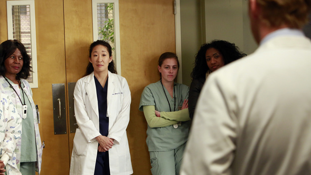 GREY'S ANATOMY - "Hard Bargain" - As the hospital spirals closer to financial ruin, Owen must make some tough decisions, which includes foregoing an expensive surgery that could save the life of a child. Meanwhile, Alex and Jo work together to save the life of an infant, and April asks Jackson for dating advice, on "Grey's Anatomy," THURSDAY, FEBRUARY 14 (9:00-10:02 p.m., ET) on the ABC Television Network. (ABC/RON TOM)SANDRA OH