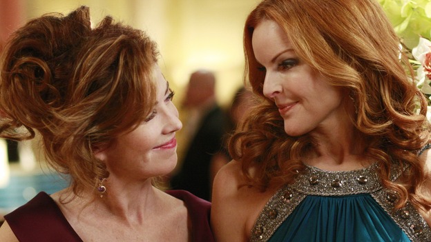 DESPERATE HOUSEWIVES - "In Buddy's Eyes" - Bree and Katherine join forces to plan the Founders Day Ball, on Desperate Housewives," SUNDAY, APRIL 20 (9:00-10:02 p.m., ET) on the ABC Television Network. (ABC/RON TOM) DANA DELANY, MARCIA CROSS