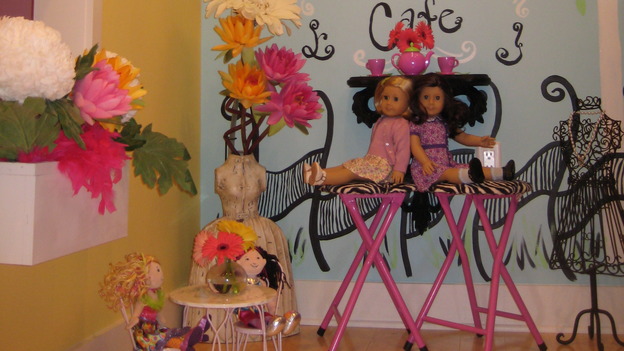 EXTREME MAKEOVER HOME EDITION - "Martirez/Malez Family," - Girl's Bedroom, on "Extreme Makeover Home Edition," Sunday, November 9th on the ABC Television Network.