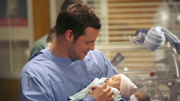 GREY'S ANATOMY - "Testing 1-2-3" - The interns take the biggest test of their careers, their first-year medical exams, as the residents attend to three injured mountain climbers. Meanwhile Callie's suspicions of George and Izzie grow, and Cristina struggles to write her wedding vows, on "Grey's Anatomy," THURSDAY, MAY 10 (9:00-10:01 p.m., ET) on the ABC Television Network. (ABC/DEAN HENDLER)JUSTIN CHAMBERS