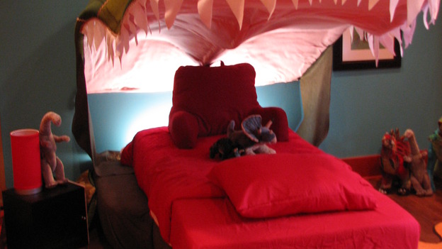 EXTREME MAKEOVER HOME EDITION - "Guinta," -&nbsp; Boy's Bedroom, on "Extreme Makeover Home Edition," Sunday, May 11th on the ABC Television Network.