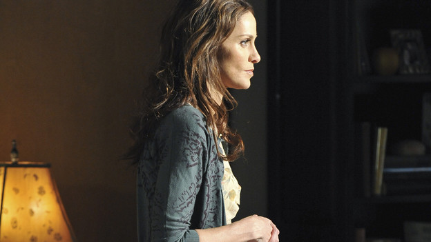 PRIVATE PRACTICE - "Second Choices" - After her open-ended escape to Costa Rica, Violet has finally returned home and to the practice.  Everyone treads a little lightly around her, especially Pete and Addison who have mixed feelings about Violet's desire to reconnect with Lucas.  Meanwhile Amelia butts into Sam's personal life, pointing out that he can mend hearts in the OR but can't seem to do that for himself;  and Sheldon encourages Charlotte to reconcile with Cooper, while Cooper deals with a young patient who eats everything in sight, on "Private Practice," THURSDAY, APRIL 22 (9:00-10:00 p.m., ET) on the ABC Television Network. (ABC/ERIC MCCANDLESS) AMY BRENNEMAN