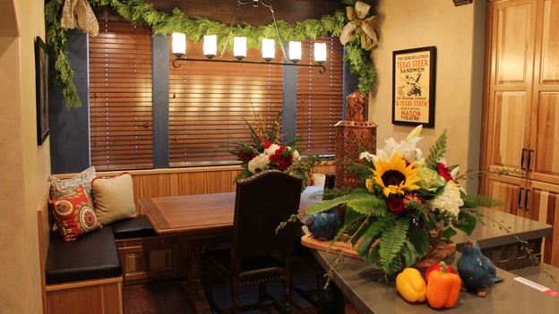 &nbsp;EXTREME MAKEOVER HOME EDITION - Dining Room Photo, "Harris Family," on "Extreme Makeover Home Edition," Monday, December 10th (8:00-10:00 p.m. ET/PT) on the ABC Television Network.
