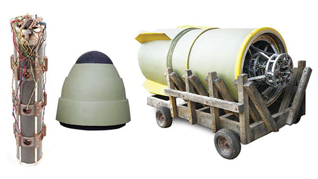 Prop "Jughead" nuclear bomb with bomb coreThe Jughead is a 20 ton Hydrogenbomb, seen throughout various episodes in Season Five. First seen in the episode, "Jughead,"Faraday inspects the bomb suspecting its unstable nature. Includes the intricately built bomb coreSayid removes from the Jughead in the episode, "The Incident, Part 1." Also comes with a canvasradiation apron. Very heavy.Related content:EPISODE RECAP - "Jughead"PHOTOS - "Jughead"EPISODE RECAP - "The Incident, Pt. 1"PHOTOS - "The Incident"EPISODE RECAP - "The Incident, Pt. 2"