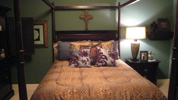 EXTREME MAKEOVER HOME EDITION - "Jacobo Family" - Master Bedroom, on "Extreme Makeover Home Edition," Sunday, May 13th on the ABC Television Network.