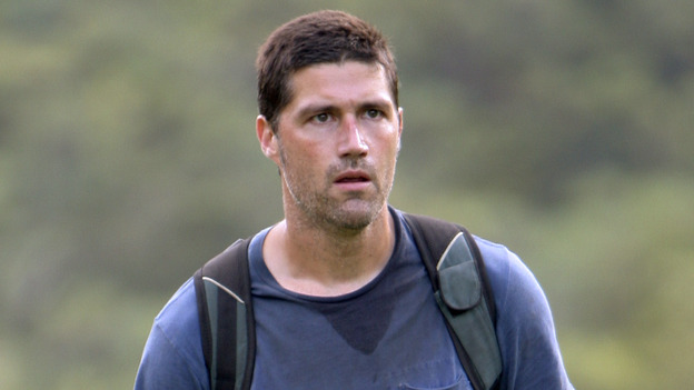 LOST- "Through the Looking Glass" - Jack and the castaways begin their efforts to make contact with Naomi's rescue ship, on the season finale of "Lost," WEDNESDAY, MAY 23 (9:00-11:00 p.m., ET), on the ABC Television Network. (ABC/MARIO PEREZ)MATTHEW FOX