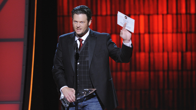 THE 46TH ANNUAL CMA AWARDS - THEATRE - "The 46th Annual CMA Awards" airs live THURSDAY, NOVEMBER 1 (8:00-11:00 p.m., ET) on ABC live from the Bridgestone Arena in Nashville, Tennessee. (ABC/KATHERINE BOMBOY-THORNTON)BLAKE SHELTON
