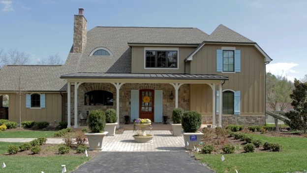 &nbsp;&nbsp;EXTREME MAKEOVER HOME EDITION - "Watson Family," on "Extreme Makeover Home Edition," Monday, November 26th (9:00-11:00 p.m. ET/PT) on the ABC Television Network.