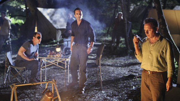 LOST - "Through the Looking Glass" - Jack and the castaways begin their efforts to make contact with Naomi's rescue ship, on the season finale of "Lost," WEDNESDAY, MAY 23 (9:00-11:00 p.m., ET), on the ABC Television Network. (ABC/MARIO PEREZ)ANDREW DIVOFF, NESTOR CARBONELL, MICHAEL EMERSON