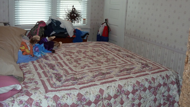 EXTREME MAKEOVER HOME EDITION - "Hill Family," - Before Picture,            on   "Extreme Makeover Home Edition," Friday, November 4th               (8:00-10:00   p.m.  ET/PT) on the ABC   Television Network.
