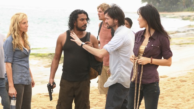 LOST - "There's No Place Like Home," Part 1 - The face-off between the survivors and the freighter people begins, on "Lost," THURSDAY, MAY 15 (10:02-11:00 p.m., ET) on the ABC Television Network.  (ABC/MARIO PEREZ)ELIZABETH MITCHELL, NAVEEN ANDREWS, JEREMY DAVIES, YUNJIN KIM
