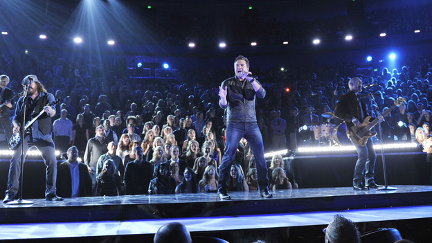 THE 46TH ANNUAL CMA AWARDS - THEATRE - "The 46th Annual CMA Awards" airs live THURSDAY, NOVEMBER 1 (8:00-11:00 p.m., ET) on ABC live from the Bridgestone Arena in Nashville, Tennessee. (ABC/KATHERINE BOMBOY-THORNTON)ELI YOUNG BAND