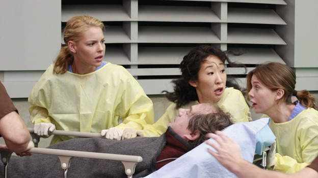 GREY'S ANATOMY - "Crash Into Me -- Part One" - An ambulance crash endangers the lives of the paramedics involved, as Meredith and the Chief work on-site to save them, Bailey treats a patient who refuses her help, and Ava returns for Alex and meets his other girlfriend in the process, on "Grey's Anatomy," THURSDAY, NOVEMBER 22 (9:00-10:02 p.m., ET) on the ABC Television Network. (ABC/RON TOM)KATHERINE HEIGL, SANDRA OH, JOHN BILLINGSLEY, ELLEN POMPEO