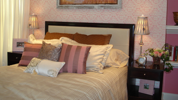 EXTREME MAKEOVER HOME EDITION - "Koepke Family," - Girl's Bedroom, on "Extreme Makeover Home Edition," Sunday, November 19th on the ABC Television Network.