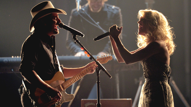 THE 45th ANNUAL CMA AWARDS - THEATRE - "The 45th Annual CMA Awards" broadcast live on ABC from the Bridgestone Arena in Nashville on WEDNESDAY, NOVEMBER 9 (8:00-11:00 p.m., ET). (ABC/KATHERINE BOMBOY-THORNTON)BRAD PAISLEY, CARRIE UNDERWOOD