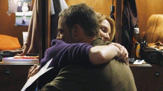 GREY'S ANATOMY - "I Like You So Much Better When You're Naked" - After learning of Richard's drinking problem, Derek confronts him for the sake of his friend and the hospital, Izzie returns, hoping to reconcile with Alex, and tensions run high between Teddy, Cristina and Owen in the aftermath of Cristina's startling confession, on "Grey's Anatomy," THURSDAY, JANUARY 21 (9:00-10:01 p.m., ET) on the ABC Television Network. (ABC/MICHAEL DESMOND)JUSTIN CHAMBERS, KATHERINE HEIGL