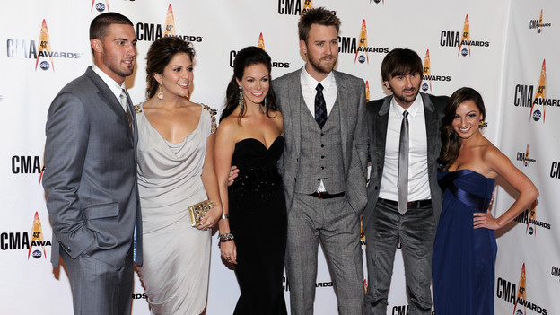 THE 43rd ANNUAL CMA AWARDS - RED CARPET ARRIVALS - "The 43rd Annual CMA Awards" will be broadcast live from the Sommet Center in Nashville, WEDNESDAY, NOVEMBER 11 (8:00-11:00 p.m., ET) on the ABC Television Network. (ABC/DONNA SVENNEVIK)LADY ANTEBELLUM