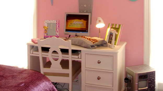 EXTREME MAKEOVER HOME EDITION - "Jones Family," - Girl's Bedroom Detail, on "Extreme Makeover Home Edition," Sunday, April 8th on the ABC Television Network.